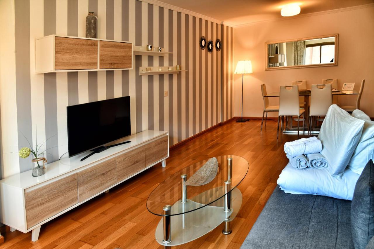 Wonderstays Apartamentos La Estacion Малага Екстериор снимка