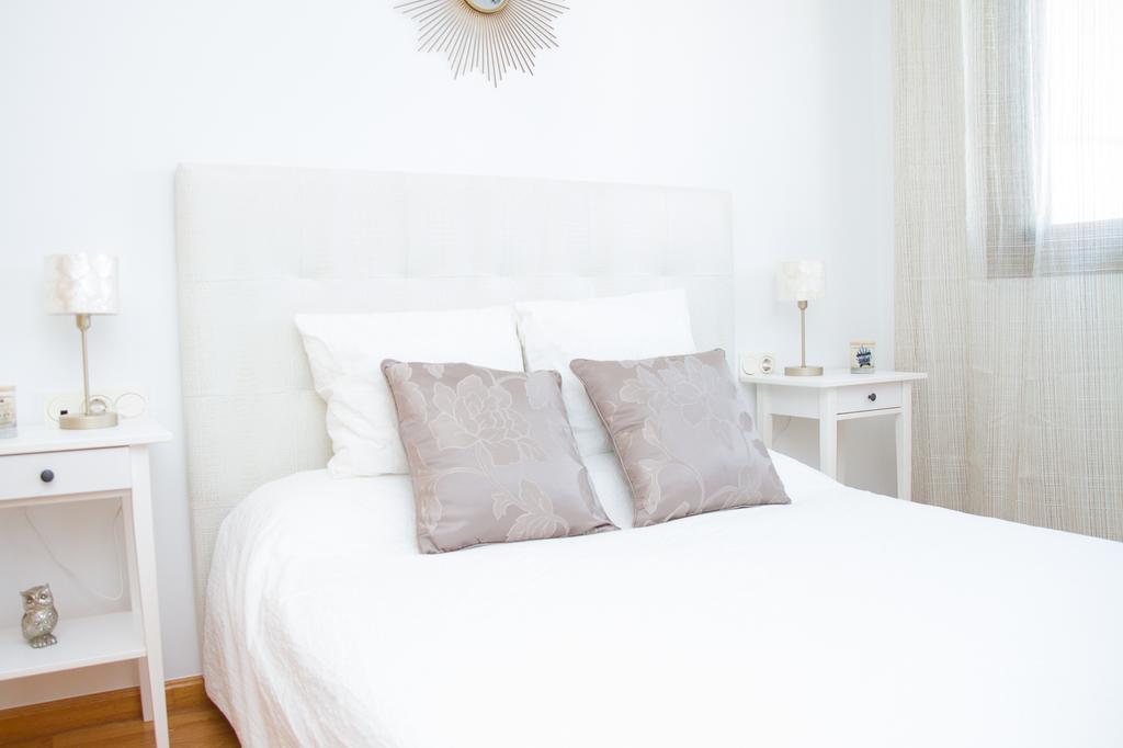 Wonderstays Apartamentos La Estacion Малага Екстериор снимка