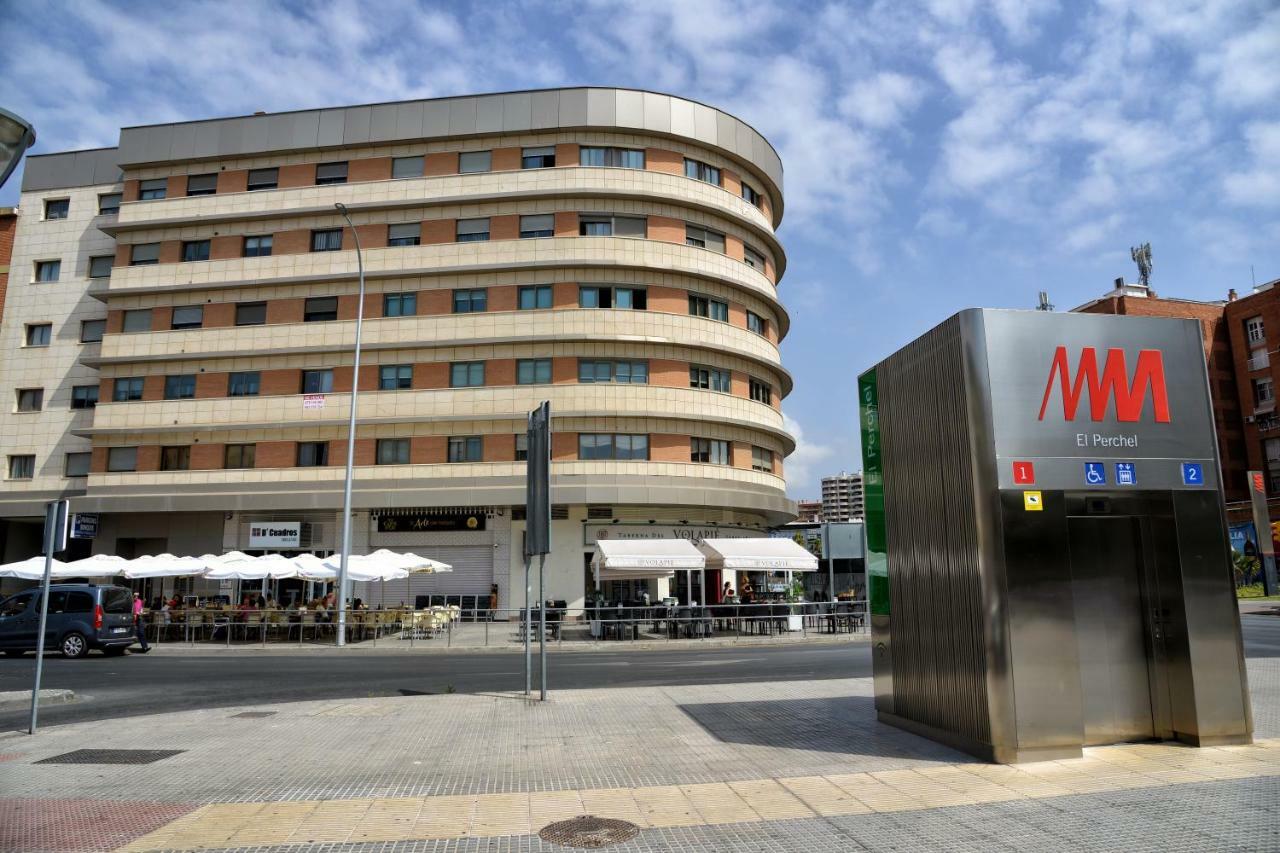 Wonderstays Apartamentos La Estacion Малага Екстериор снимка
