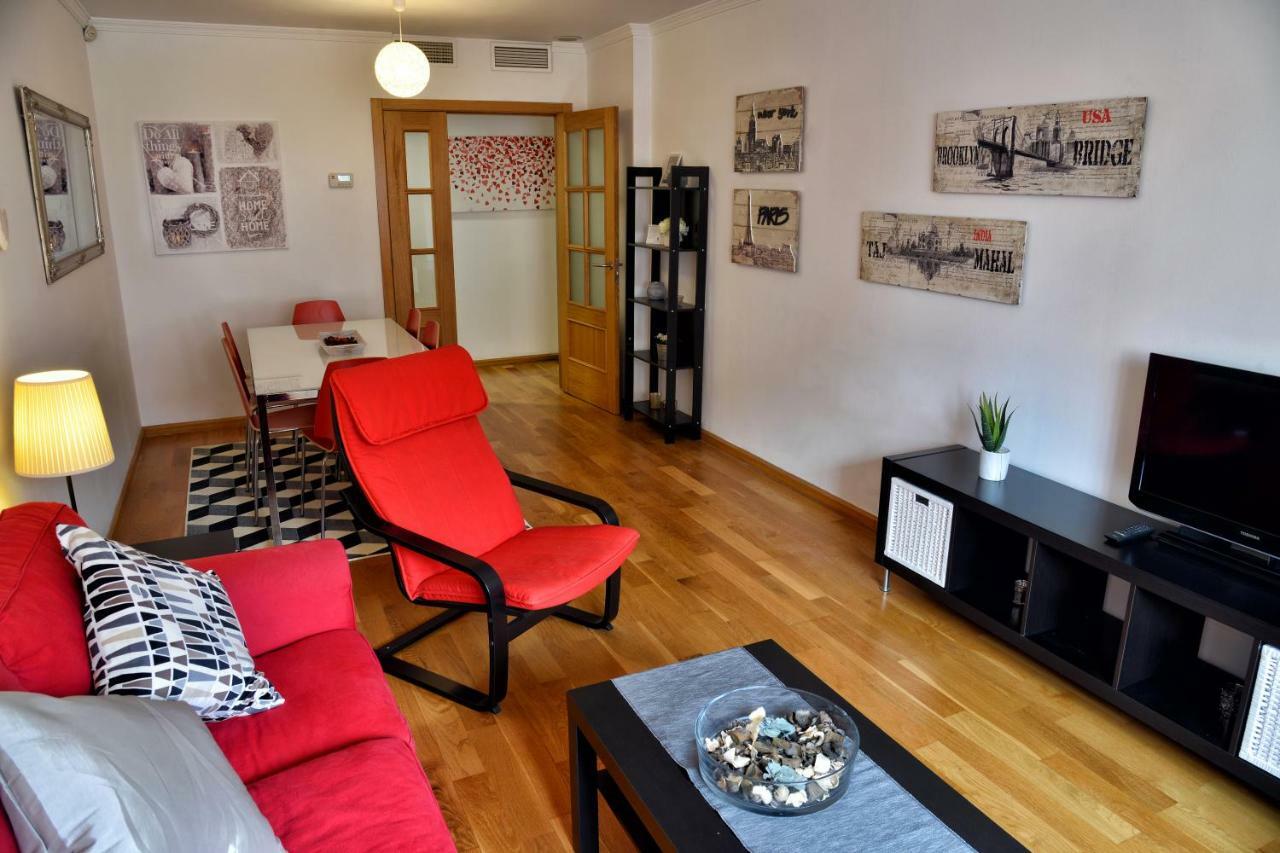 Wonderstays Apartamentos La Estacion Малага Екстериор снимка