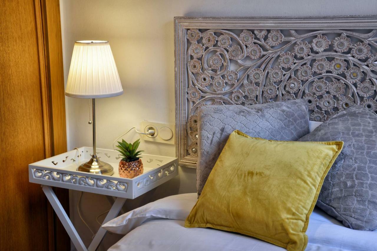 Wonderstays Apartamentos La Estacion Малага Екстериор снимка