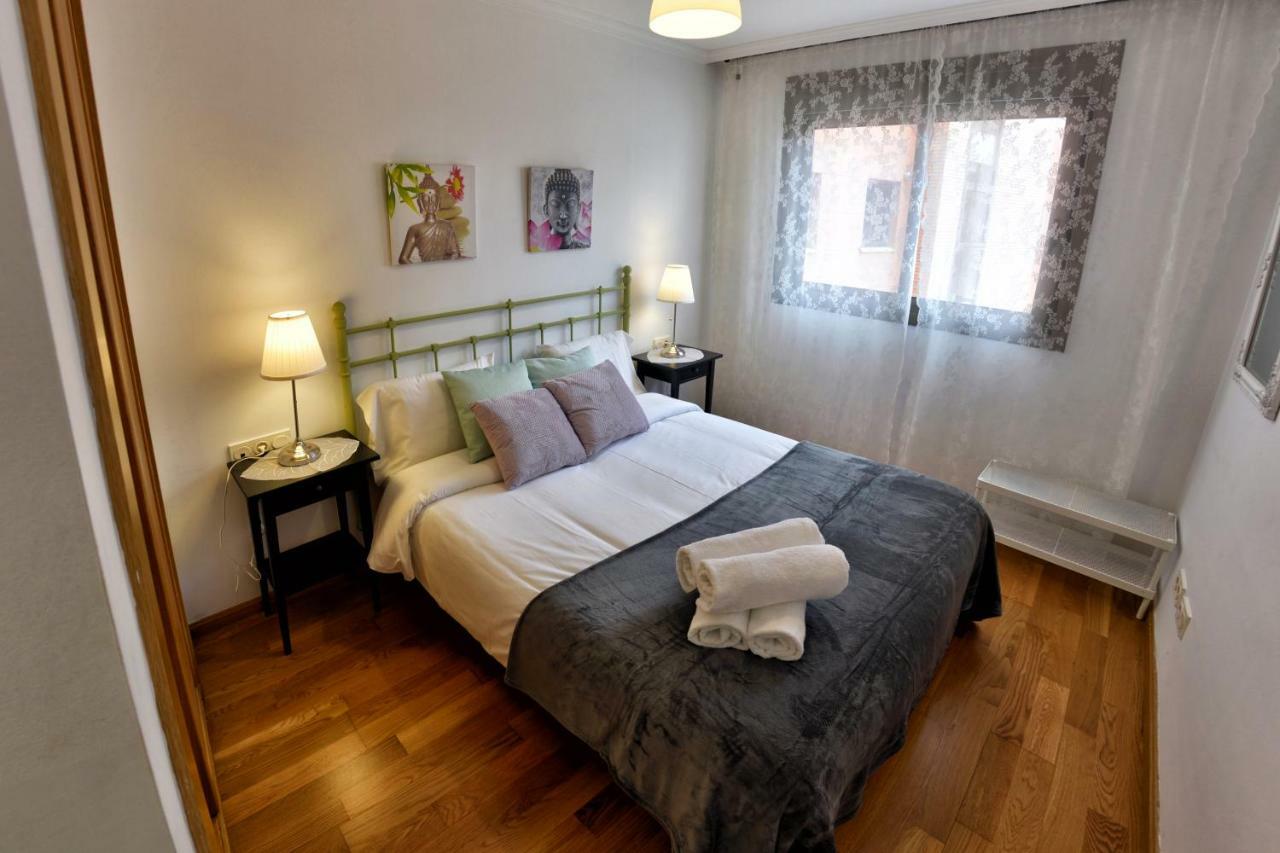 Wonderstays Apartamentos La Estacion Малага Екстериор снимка