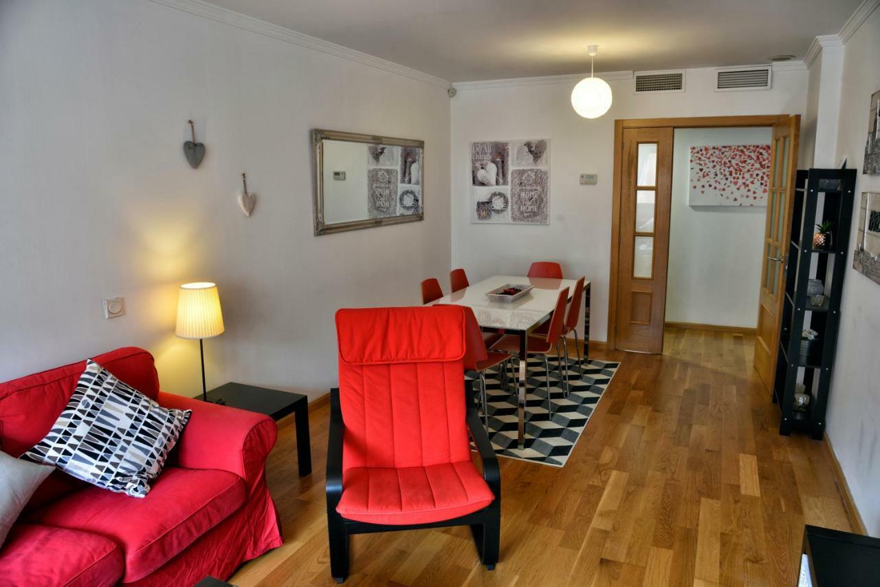 Wonderstays Apartamentos La Estacion Малага Екстериор снимка